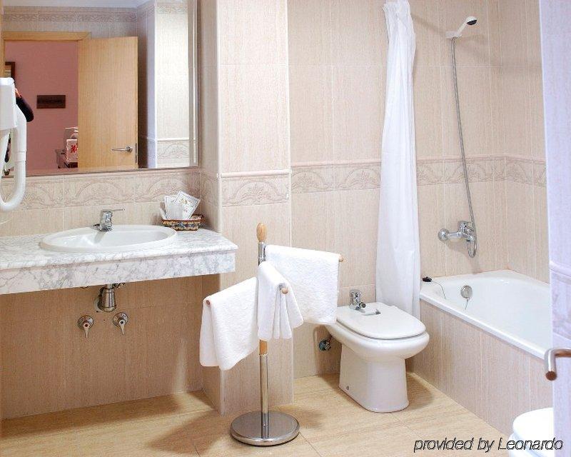Hotel Tio Felipe Карбонерас Номер фото