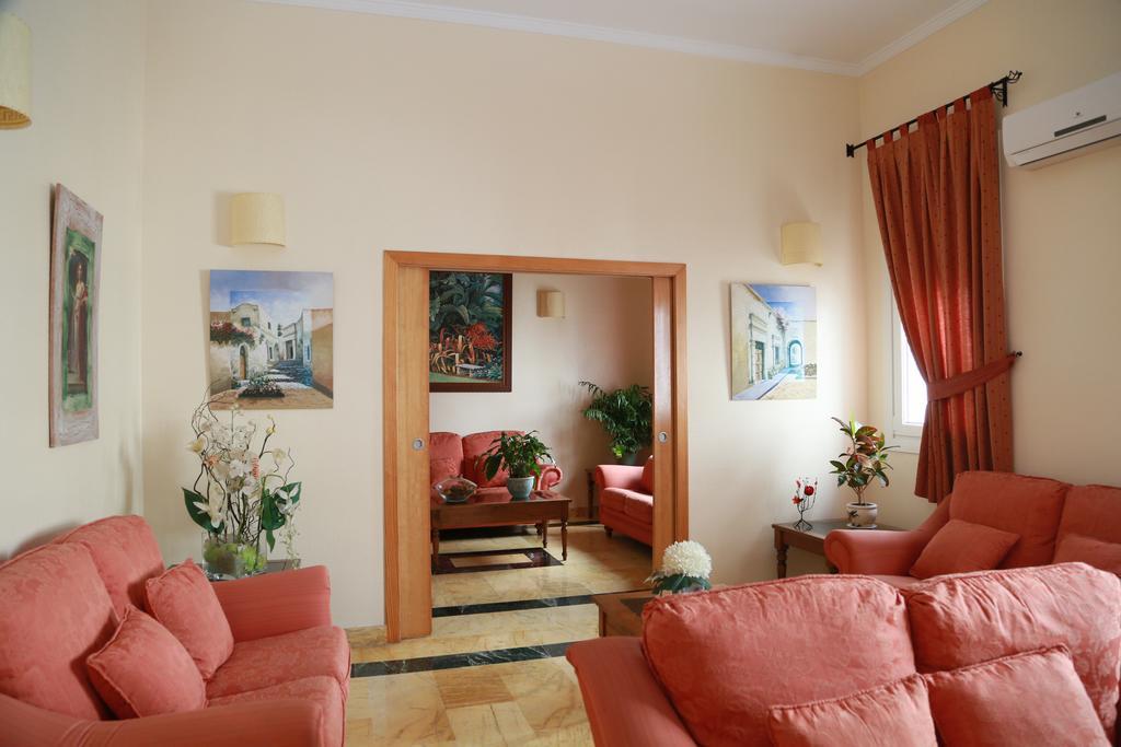 Hotel Tio Felipe Карбонерас Номер фото