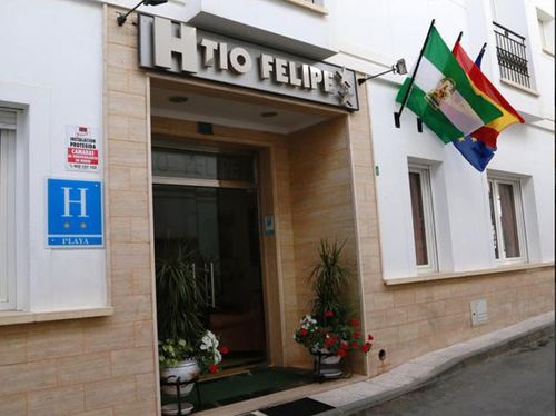 Hotel Tio Felipe Карбонерас Экстерьер фото